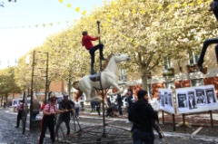 Les Echappes du carrousel 34 * 5184 x 3456 * (8.34MB)